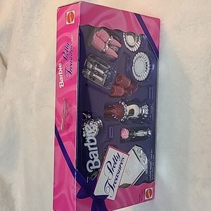 Barbie Pretty Treasures Silver/Pink Dining Set- Mattel # 13761 1995 NIB